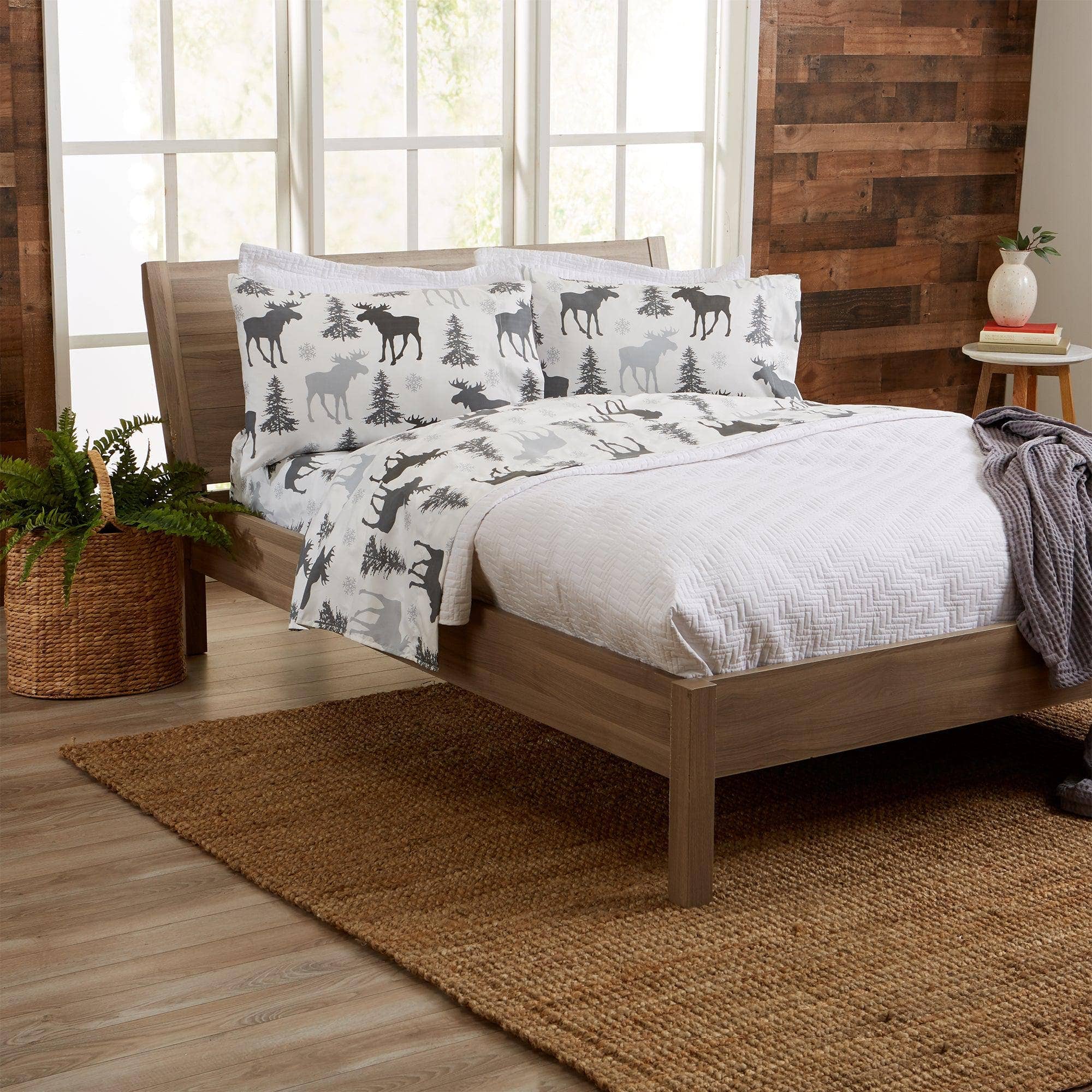 4-Piece Lodge Microfiber Sheet - Mountain Ridge Collection: King / Moose